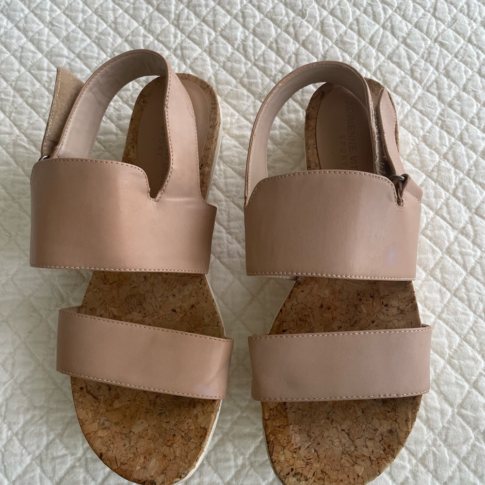 Adrienne Vittadini Tan Women's Sandals Cork Nude US 9
